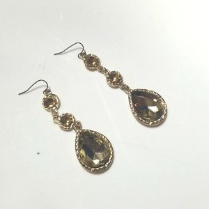 Fashion gold tone dangle earrings